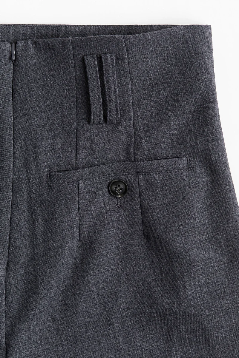 اتش اند ام شورت ميني بخصر عالي